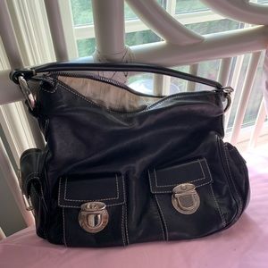 Marc Jacobs Bags - Marc Jacobs Black Leather Handbag Marc Jacobs Bags - Marc Jacobs Black Leather Handbag